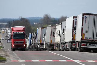 Musí mít Ukrajinci profesní průkaz řidiče? Zjistili jsme - Portál řidiče